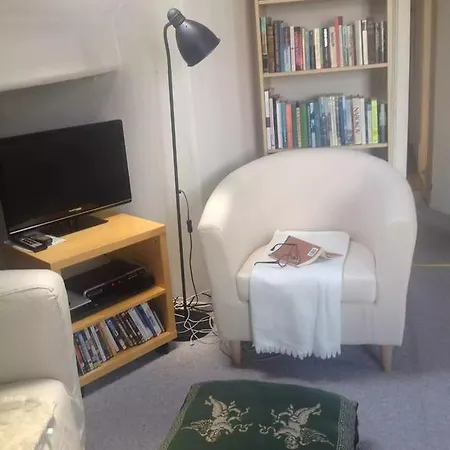 Apartment Bed Books & Breakfast