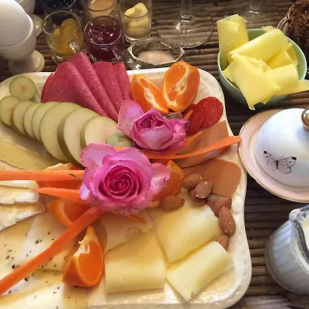 Bed Books & Breakfast Stavanger
